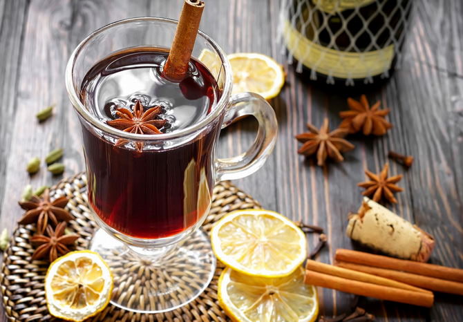 Глинтвейн с медом и лимоном
